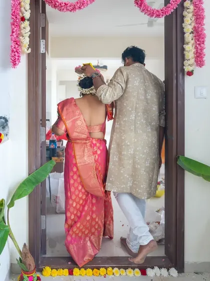 The first step into a new home is more than just a moment, it's the beginning of a new story. I love capturing the significance of this beautiful Gruhapravesam ritual.