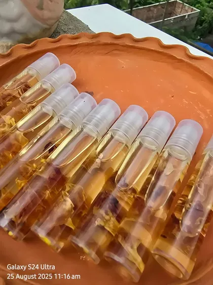 My Lip Serum Oil is infused with real flower petals. The oil is lightweight but deeply moisturizing for dry or chapped lips.
