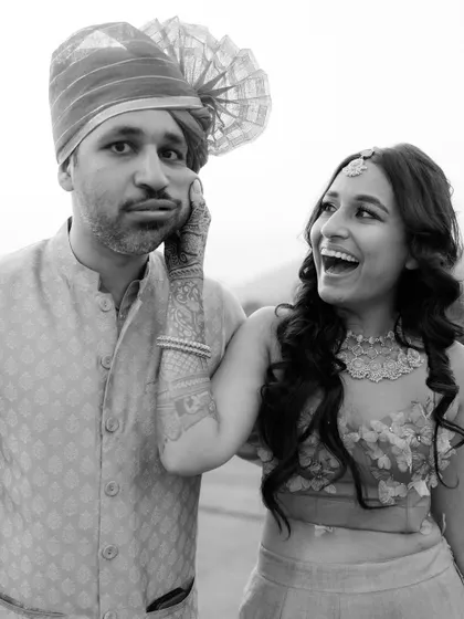 It’s the unscripted laughter and playful moments that I live to capture. This is not a pose, but a genuine interaction, a memory of joy that feels real and authentic. These are the pictures that will make you smile for years to come.