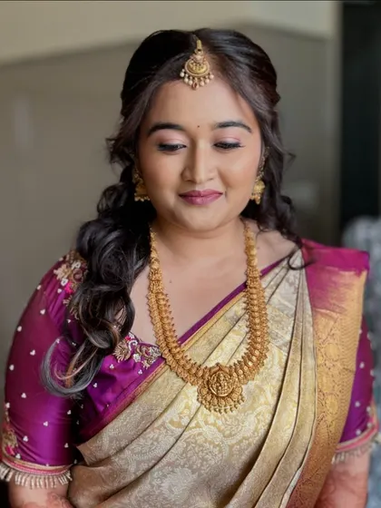 A duplicate of 80, showing the beautiful, natural makeup.