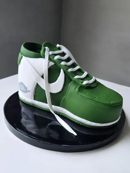 Another angle of the incredible Air Jordan cake. The structure and details make it look just like the real thing.