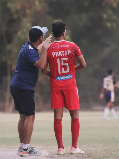 One on one guidance from the coach during a match. This level of personal, tactical instruction is key to our players' development and in-game performance.