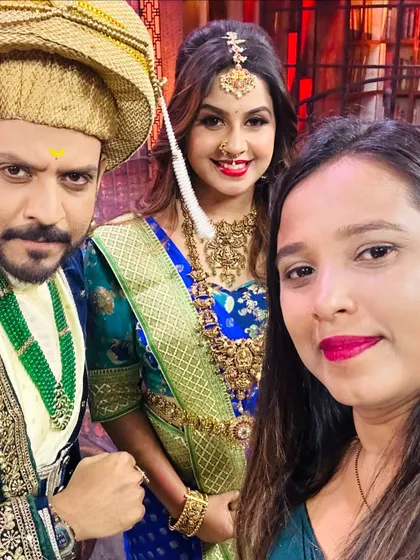 A selfie with actors on the set of a show, showcasing a traditional Maharashtrian-style makeup look.