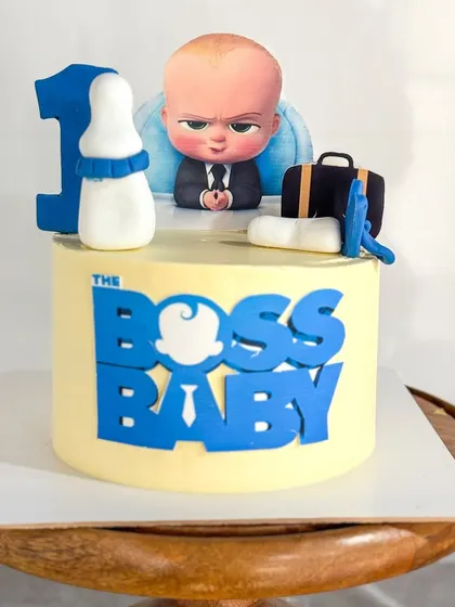 This buttercream cake is a great example of a popular kid's movie theme.