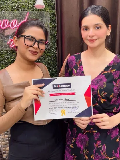 Another graduate, Gurnoor Kaur, ready to start her career. I offer courses with and without a full professional kit to fit your budget and needs.