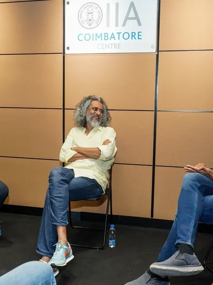 A relaxed and interactive session at the IIA Coimbatore Centre, where open dialogue and shared learning are encouraged.