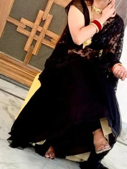 A client looking graceful and chic in a timeless black saree she rented from my collection. A classic look that never fails.