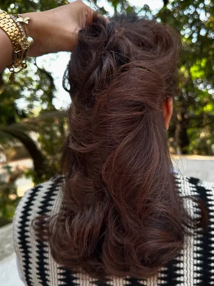 The ponytail view of the 'Chocolate Truffle' style.