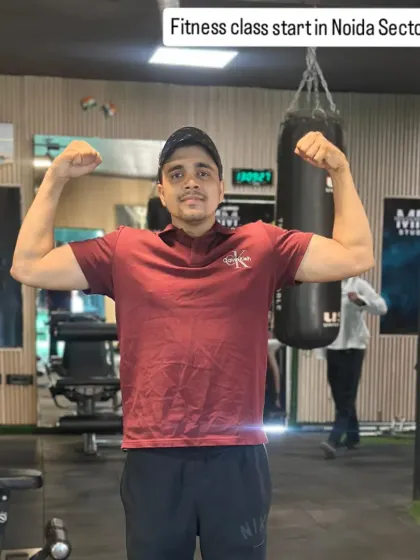 Flexing for the camera in Sector 50.