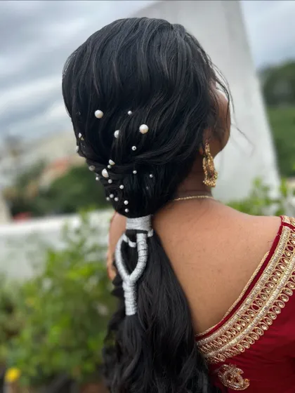 A side profile of the heart ponytail, showing how it sits beautifully.