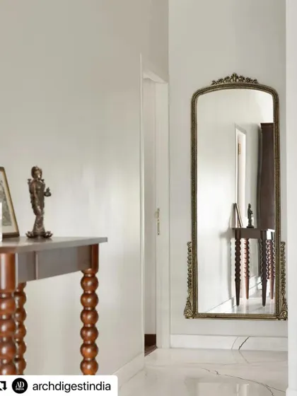 Our Madras pied-à-terre project featured in Architectural Digest's Small Spaces. This renovation was a labor of love, transforming an ancestral apartment into a modern home that honors its heritage.