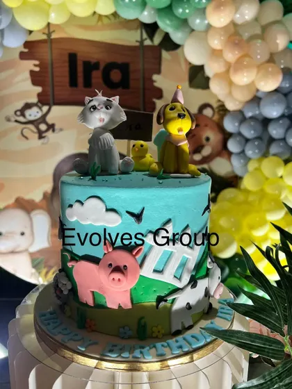 A custom-designed jungle animal cake that perfectly matches the party's theme. We can coordinate with vendors to ensure every detail is cohesive.