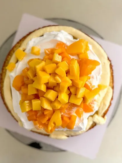 Another shot of the mango filling process.