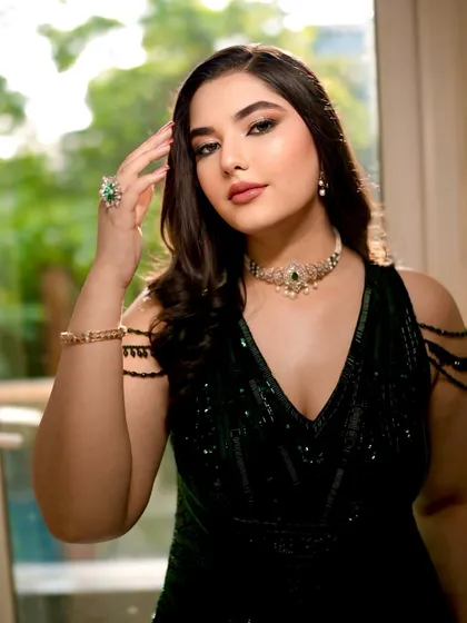 Another angle of this beautiful engagement look, showing how the soft glam makeup photographs from every side.