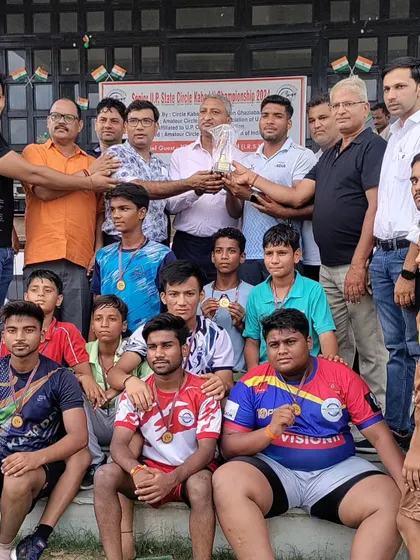 Our players took 3rd place for Team Gautam Buddha Nagar in the Senior UP State Circle Kabaddi Championship. All players were selected from our academy.