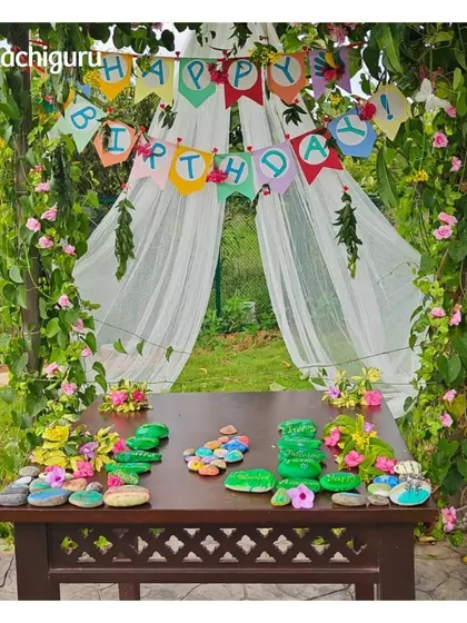 A co-farmer recently celebrated a birthday at Abhivrudhi Farm. The family decorated this beautiful spot with vine leaves and painted pebbles, creating a sustainable and heartfelt celebration.