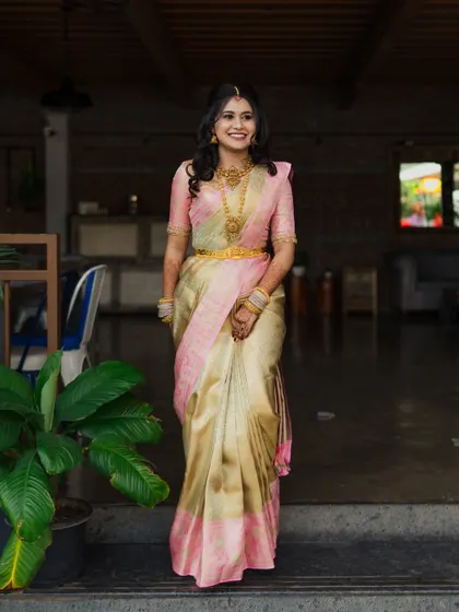 A radiant bride in her beautiful silk saree. I work closely with makeup artists and other vendors to ensure every detail is perfect for your bridal portraits.