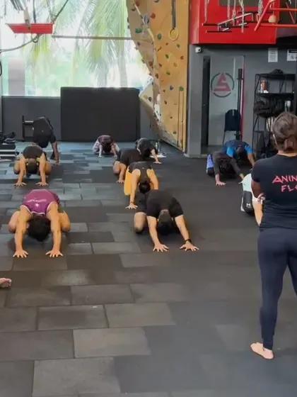 Preventing injuries is just as important as building strength. Here's a look at an Animal Flow workshop, a system I integrate into my warm-ups. We focus on mobility and quality of movement to build a resilient athletic foundation.
