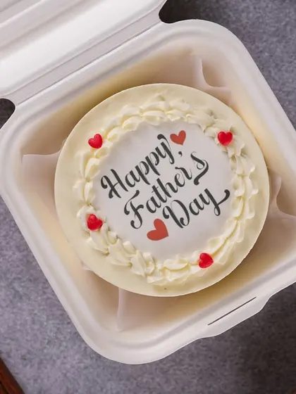 A simple and sweet "Happy Father's Day" bento cake. It's the perfect size for a personal treat to show your appreciation for dad.