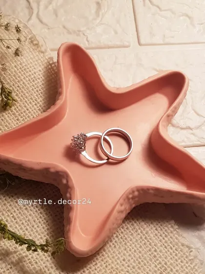 We are in love with this soft peach color for our starfish tray. It’s a warm, gentle shade that adds a touch of subtle color.