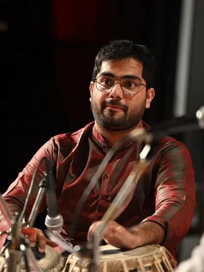 A candid shot from a recent concert where I accompanied the esteemed vocalist Pandit Jayateerth Mevundi. Even when accompanying, there are moments where the tabla gets to shine.