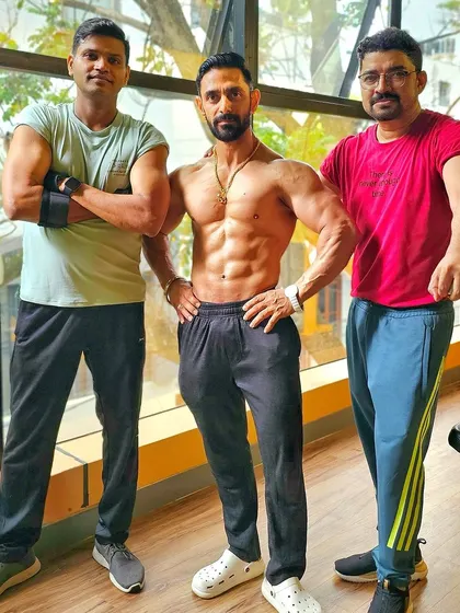 Another shot with my dedicated friends. Their support during my contest prep was invaluable.