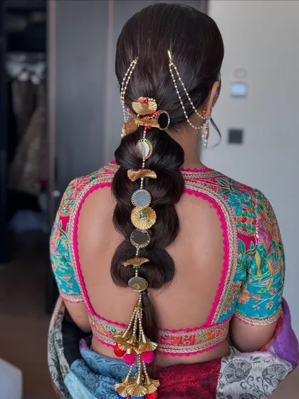 Another angle of the intricate and festive bubble braid.