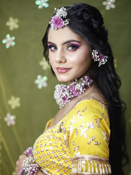 The final Haldi look, fresh and radiant. Students learn to use bright colors effectively to create a joyful and celebratory feel.