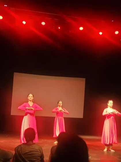 A performance of a Tarana by the disciples of Aditi Mangaldas, part of the 'LEGENDS' session. Curating is about creating a complete, satisfying experience for the audience.