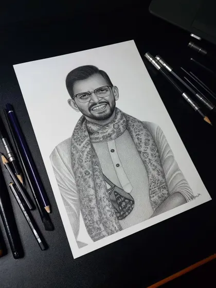 A solo portrait for a client from Mumbai, drawn on A4 Brustro paper. I really enjoyed working on the detailed patterns of the scarf, which adds so much character to the sketch.