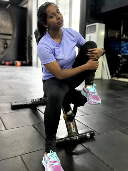 Feeling fitter and stronger than ever. This photo, taken as I celebrated my 43rd birthday, is a testament to the power of consistent gym motivation and a positive mindset.
