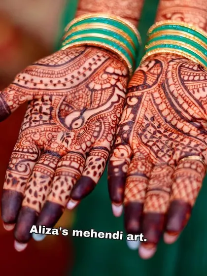 I'm obsessed with this henna stain. The deep maroon color is exactly what you want for a special occasion.