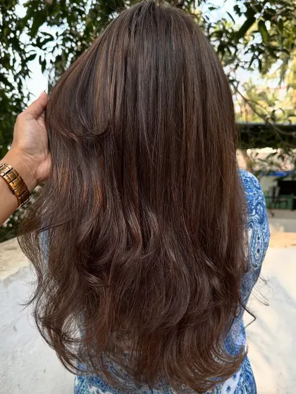 A close-up of the warm, beautiful caramel tones.