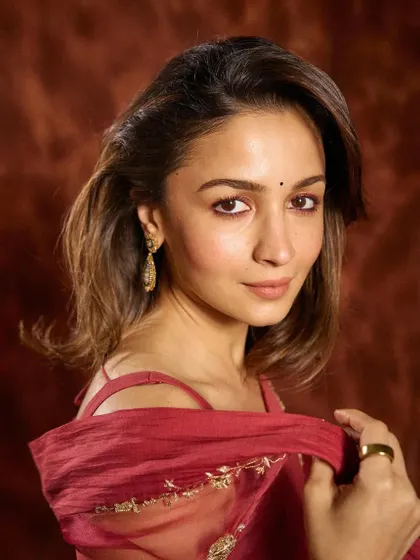 A beautiful portrait of Alia Bhatt wearing the vintage inspired micromosaic earrings. The design is meant to feel both classic and contemporary, a piece of art that transcends time.
