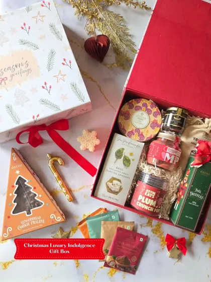 This is my Christmas Luxury Indulgence box, filled with premium gourmet treats and festive keepsakes. It’s a perfect example of how I combine high-quality products and beautiful presentation to create an unforgettable gift.