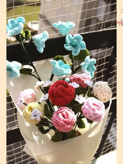 Another view of a full crochet flower bouquet, ready to be gifted. A unique and thoughtful present for a loved one.