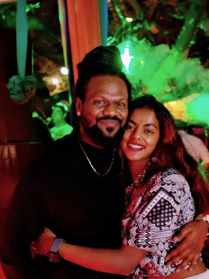 It's all love at JUICEY Fridays. A couple enjoying the intimate and friendly vibe of our weekend kickoff party.