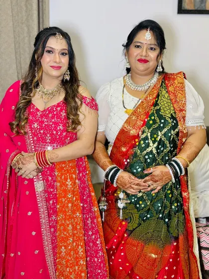 A portrait of the two clients together.