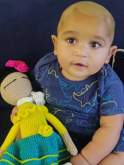 Even the littlest ones love my Frida dolls. This photo warms my heart. All my toys are made from natural, safe materials.