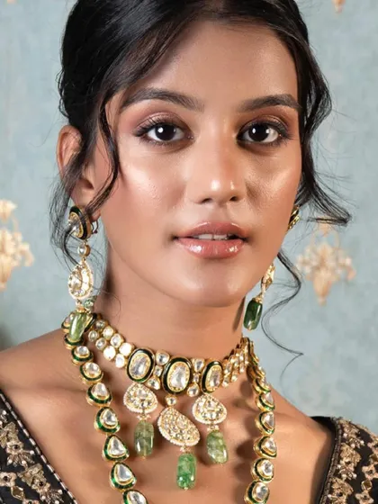 For this Om Jewellers campaign, I styled an elegant polki set with green accents. The look was designed for a cocktail event, showing how traditional pieces can be styled for contemporary occasions.