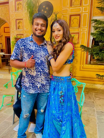 It was a pleasure to choreograph for the talented Khushali Kumar on her new T-Series music video. Working with professional artists in the Bollywood industry brings a level of creativity and polish that I apply to all my events.