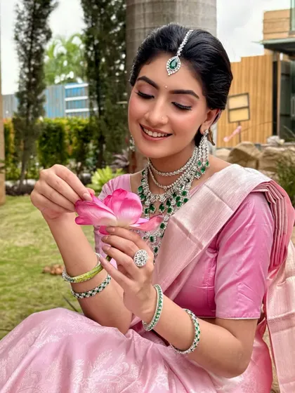 A dreamy and minimal pastel pink bridal look. I used soft, glowing makeup with a focus on clean elegance to create this unforgettable and charming South Indian wedding style.