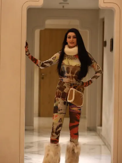The full look in motion. This outfit was all about being playful, unexpected, and breaking fashion norms.