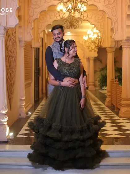 No need to spend a fortune on outfits you'll wear once. Rent stunning dresses for any occasion with Flyrobe Gurgaon.