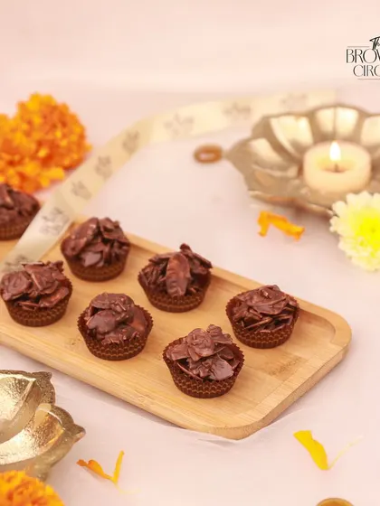 Our Almond Rocks are a popular addition to our Diwali hampers, offering a crunchy, nutty, and chocolatey bite.