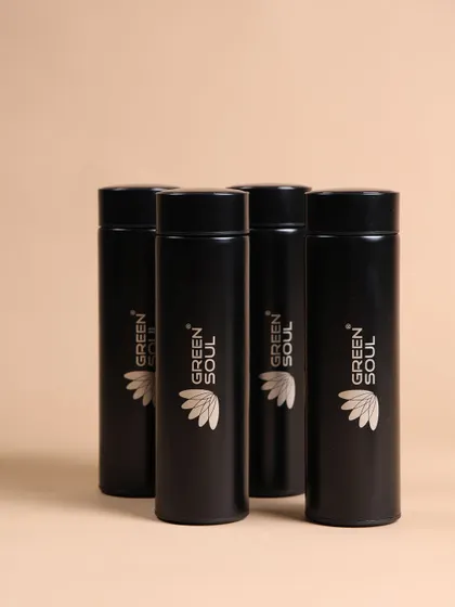 A close-up of the branded thermal flasks included in the Green Soul onboarding kit. These are practical, high-quality items that employees can use every day, keeping your brand visible.
