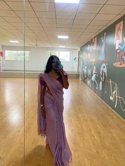 Capturing the full look. I love how sarees make me feel so graceful.