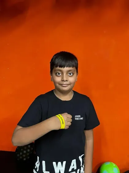 Shlok Kumar has earned his yellow band for his top performance in the basic level. A great achievement for a young dancer.