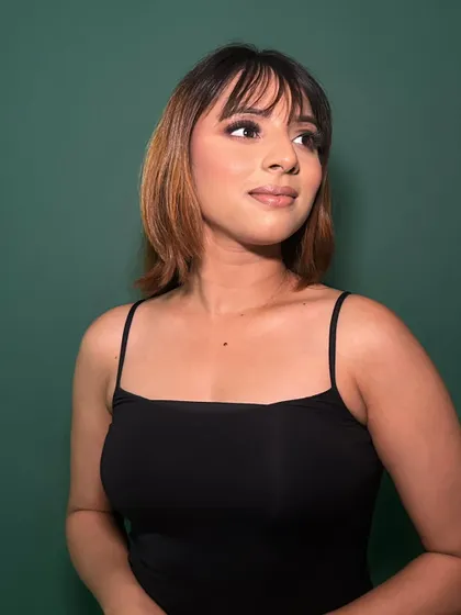 More examples of my modern and chic makeup styles, showcasing different variations of smokey eyes and fresh, contemporary looks.