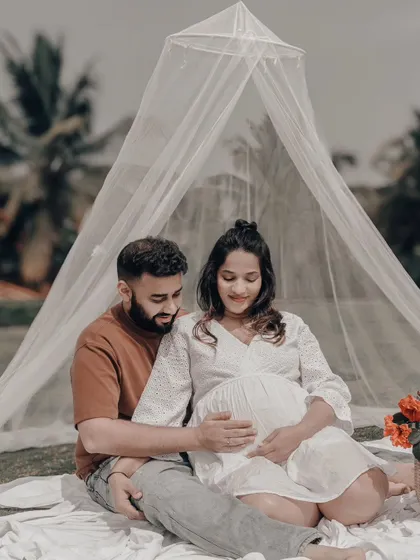 A collection of my work from various maternity photoshoots, showcasing different styles, locations, and outfits, from flowing gowns to chic casual wear.